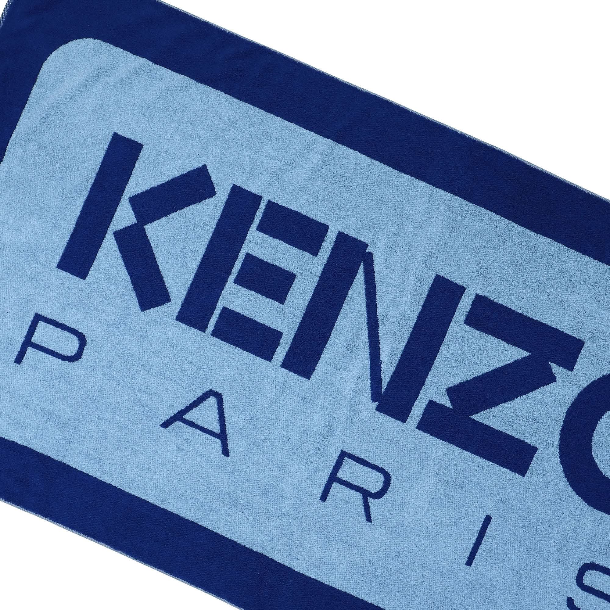 Paris Beach Towel - Image 3