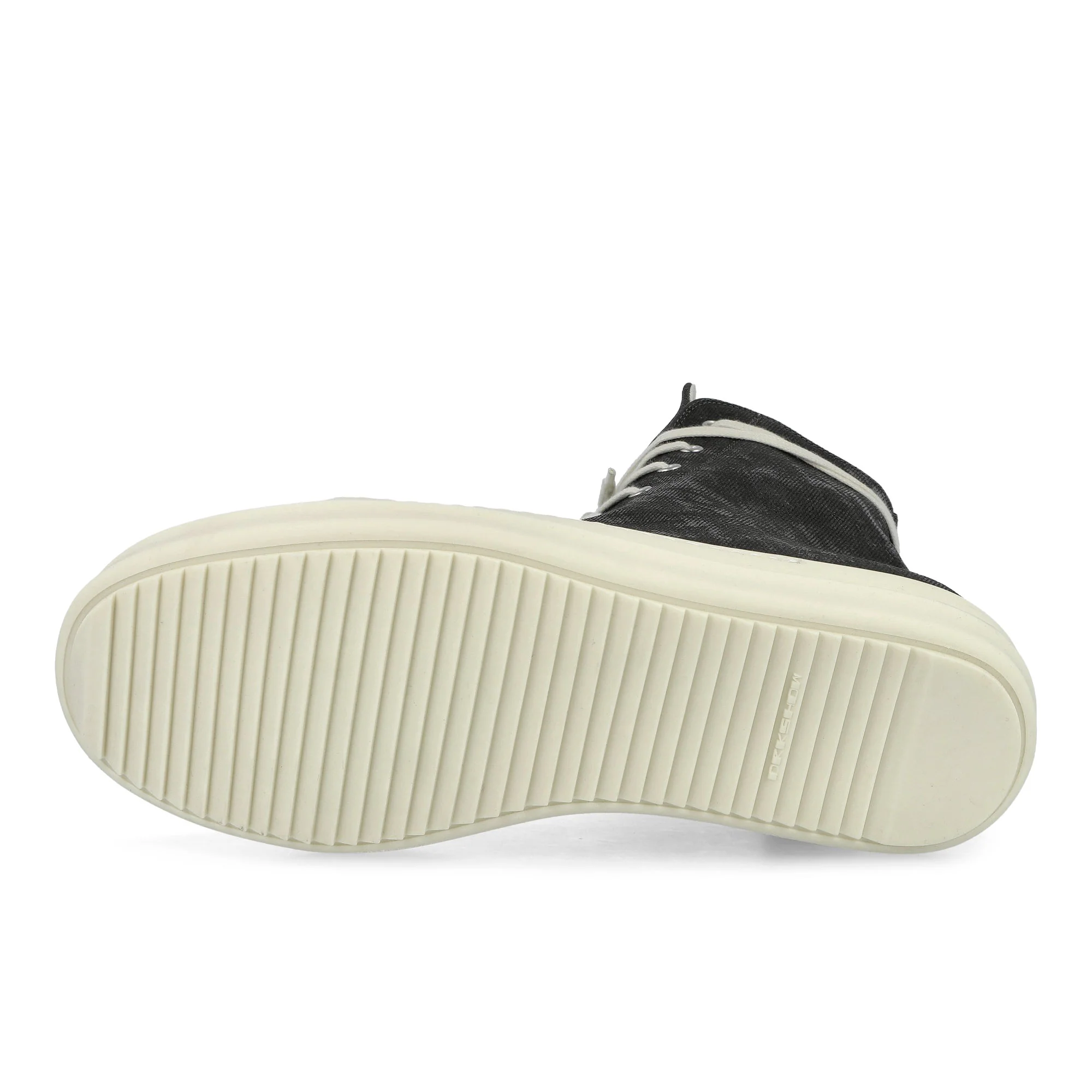 Sneaks - Image 6
